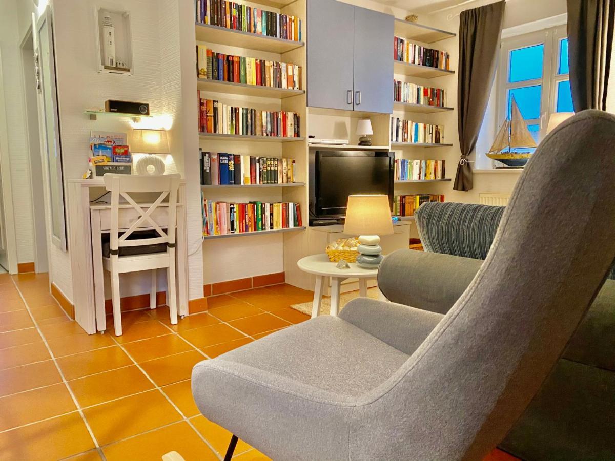 Strandnahe Ferienwohnung Ruegen Dranske Bagian luar foto