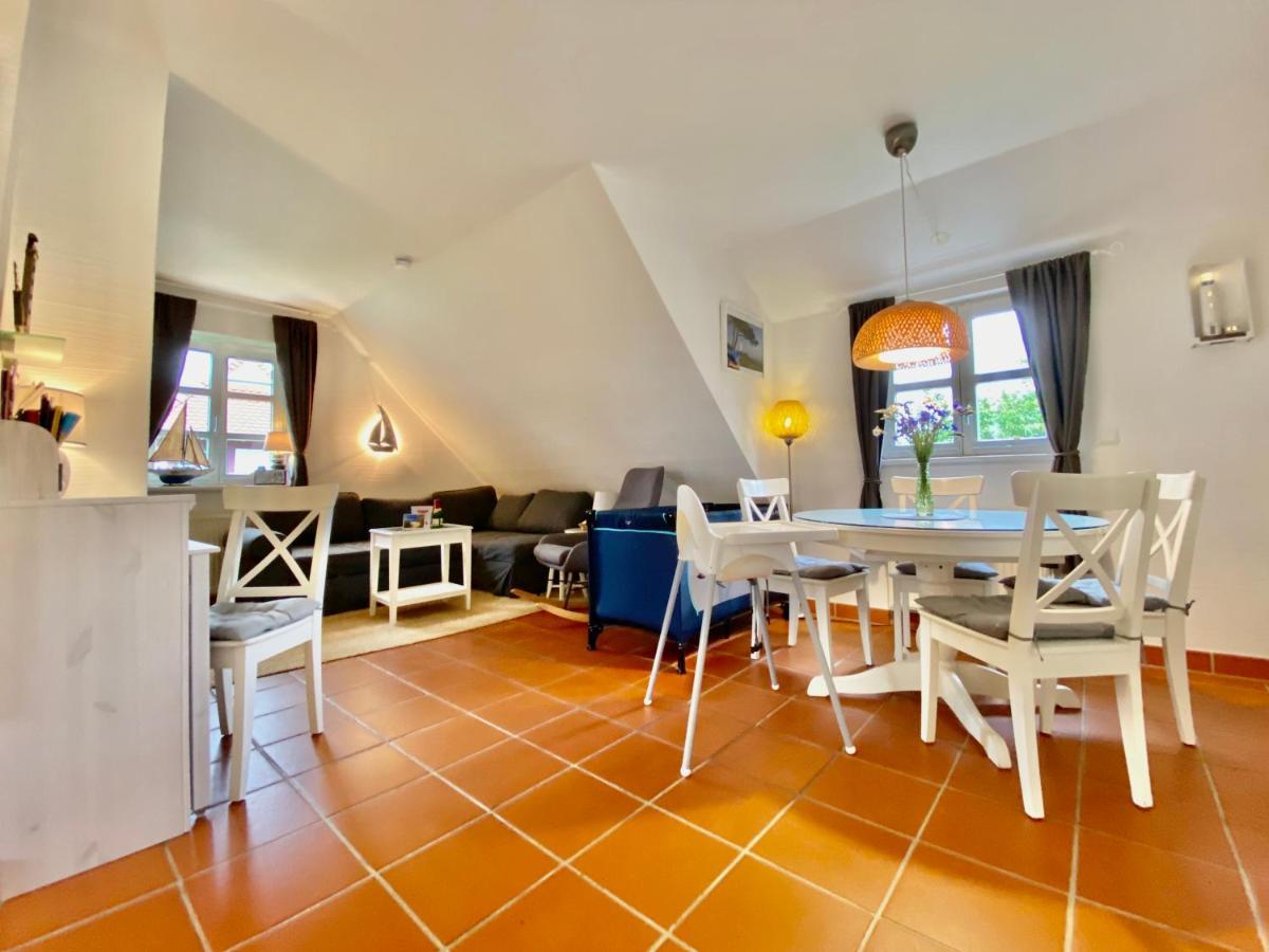 Strandnahe Ferienwohnung Ruegen Dranske Bagian luar foto