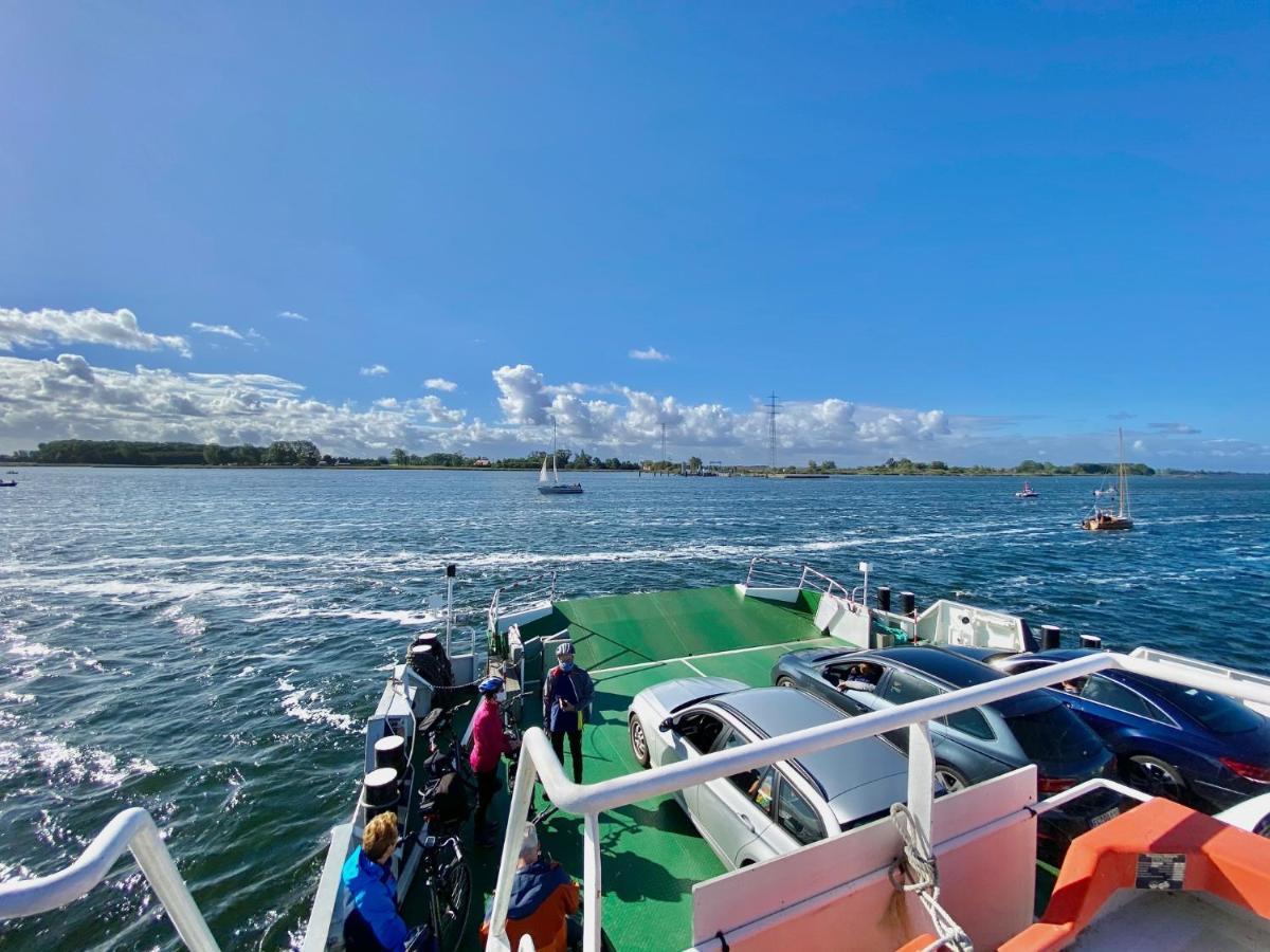 Strandnahe Ferienwohnung Ruegen Dranske Bagian luar foto