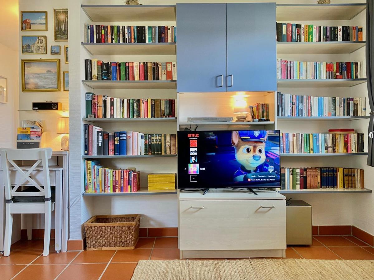 Strandnahe Ferienwohnung Ruegen Dranske Bagian luar foto