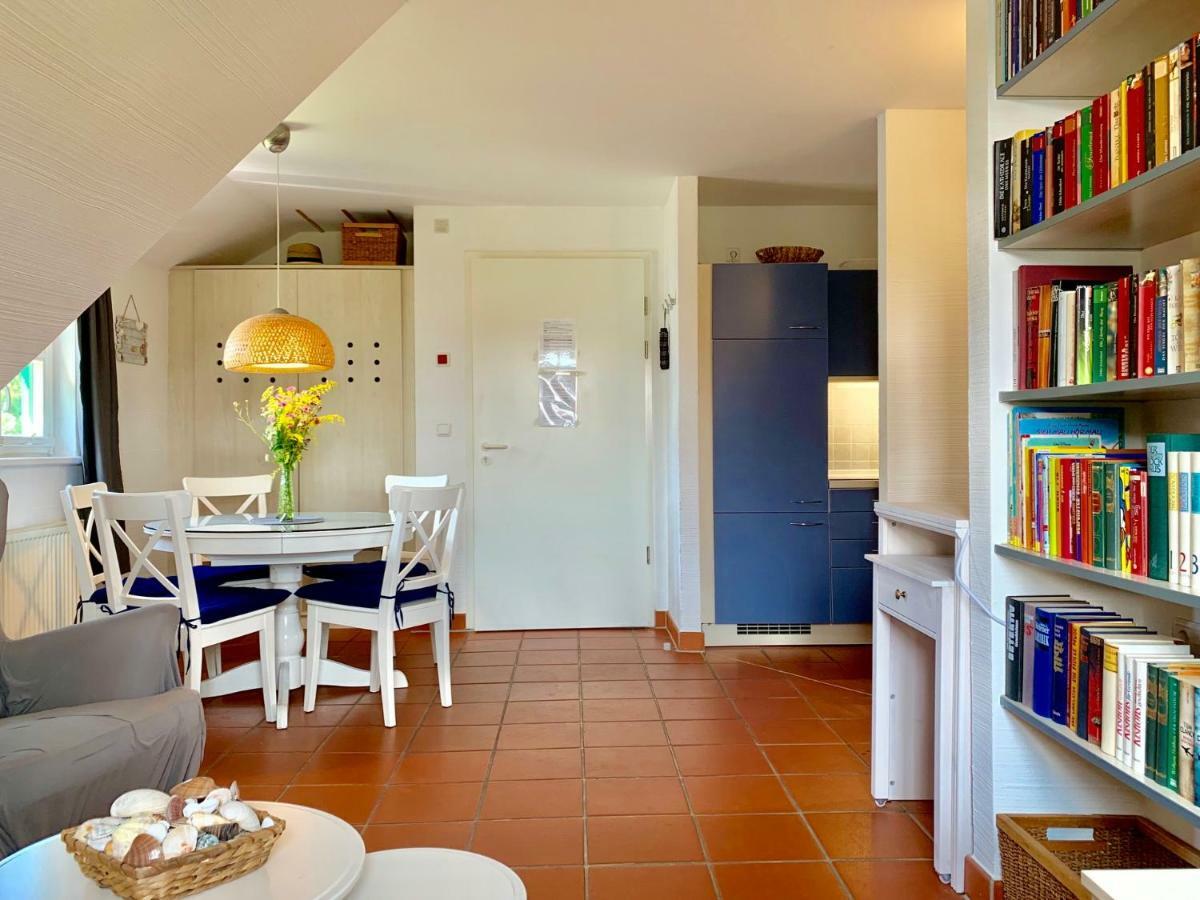 Strandnahe Ferienwohnung Ruegen Dranske Bagian luar foto